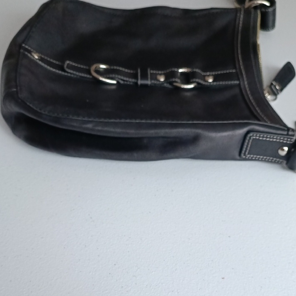 Coach Black Leather Belted Mid-size Crossbody Shoulder Unisex Bag Like New - Picture 11 of 14